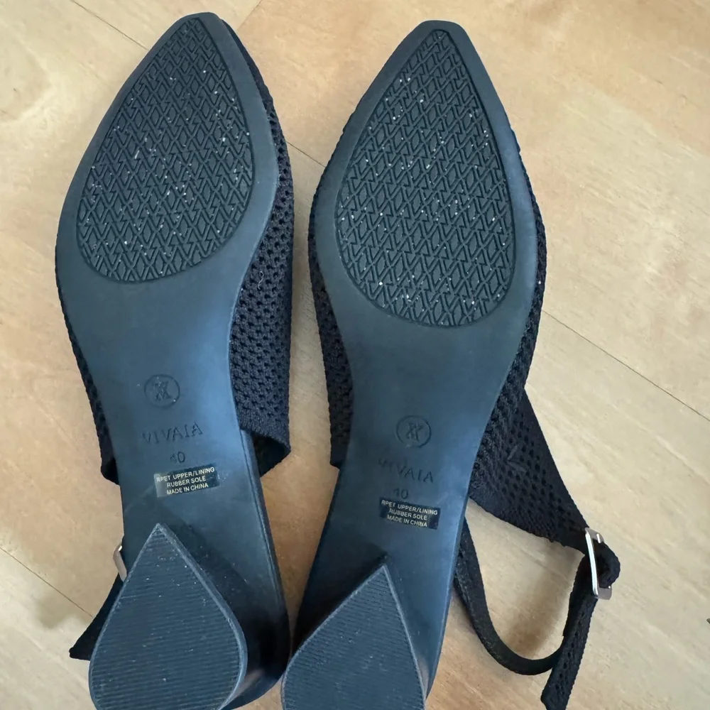 Vivaia pointed toe block heels sz 9 - Picture 6 of 7